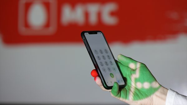МТС и «Мегафон» пока могут не исполнять требование ФАС снизить тарифы